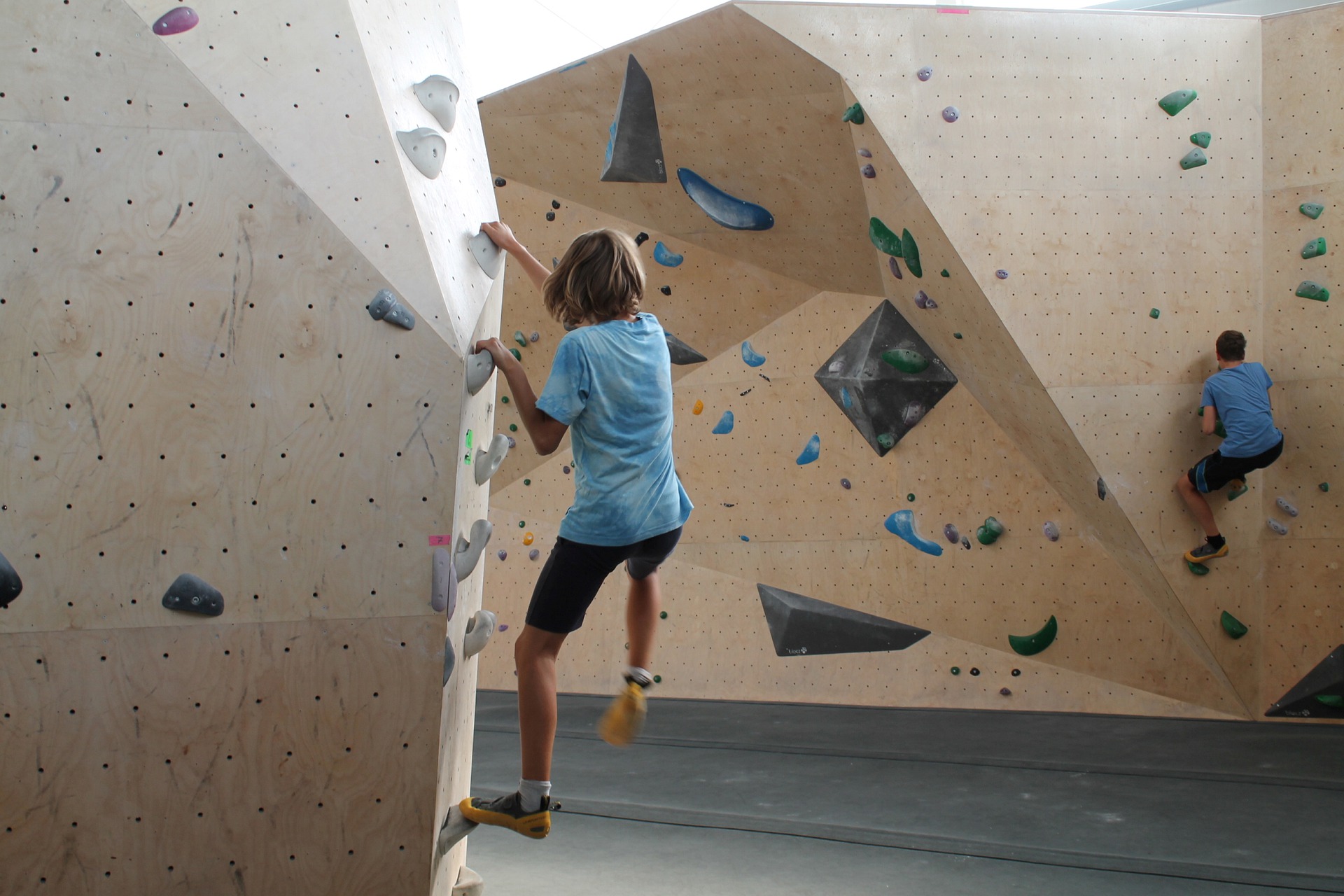 bouldering.jpg