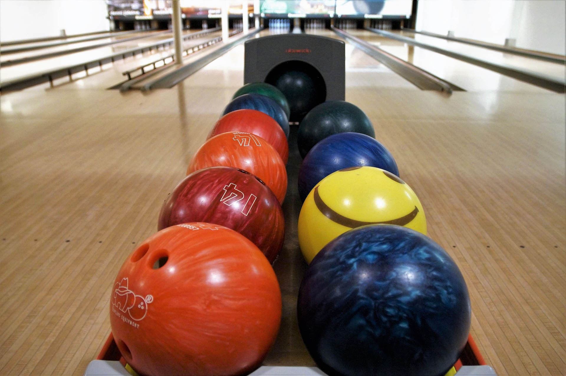 bowling.jpg