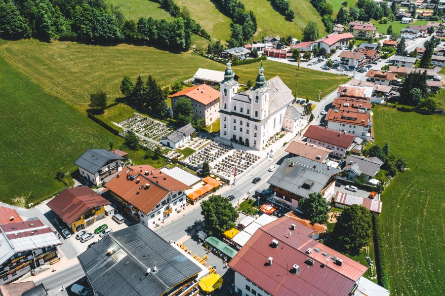 Brixen-im-Thale.jpg